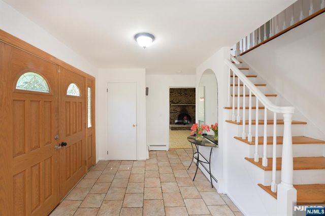 203 Mountain Avenue, Hawthorne, NJ 07506
