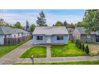 2809 E 28TH St, Vancouver, WA 98661