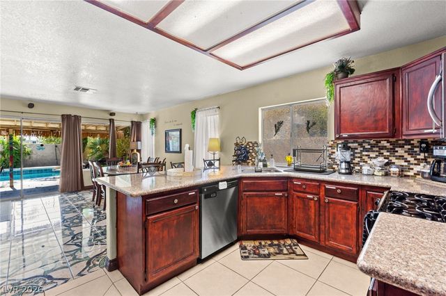 1731 Monte Alban Drive, North Las Vegas, NV 89031