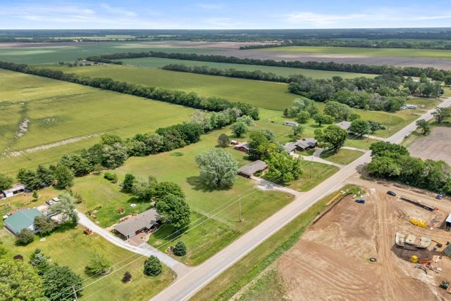 1258 E 90th Ave N, Belle Plaine, KS 67013