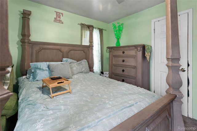 28005 Avondale Street, Inkster, MI 48141