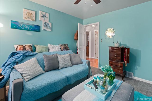 28005 Avondale Street, Inkster, MI 48141