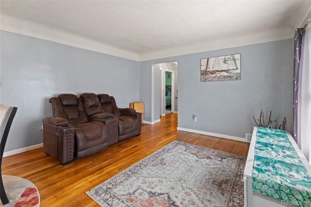 28005 Avondale Street, Inkster, MI 48141