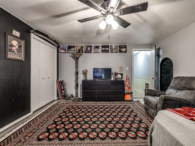 3121 Bahama Drive, Sand Springs, OK 74063