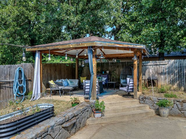 3121 Bahama Drive, Sand Springs, OK 74063