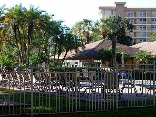 2600 S Course Drive 107, Pompano Beach, FL 33069