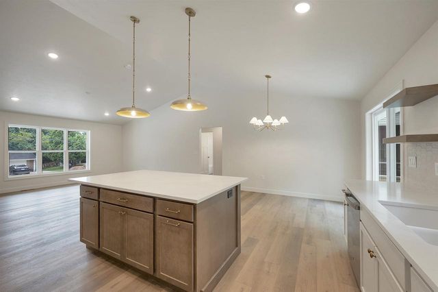 2480 BRENNER PLACE, Green Bay, WI 54301