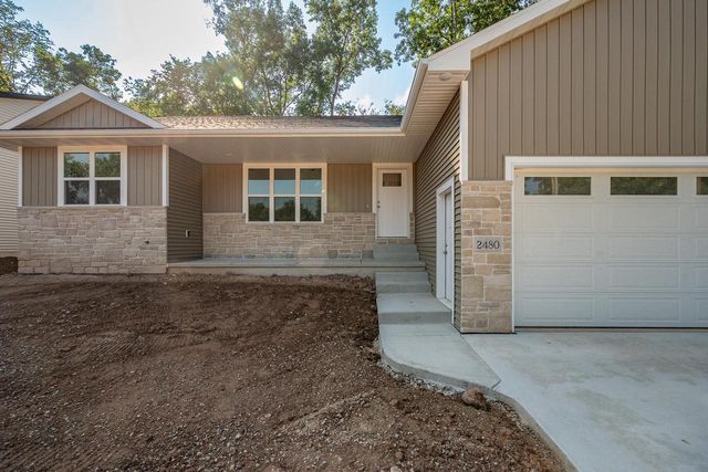 2480 BRENNER PLACE, Green Bay, WI 54301