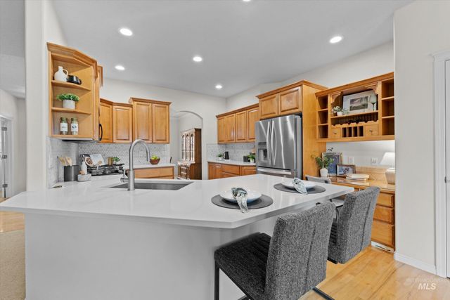 716 W Kodiak Drive, Meridian, ID 83642