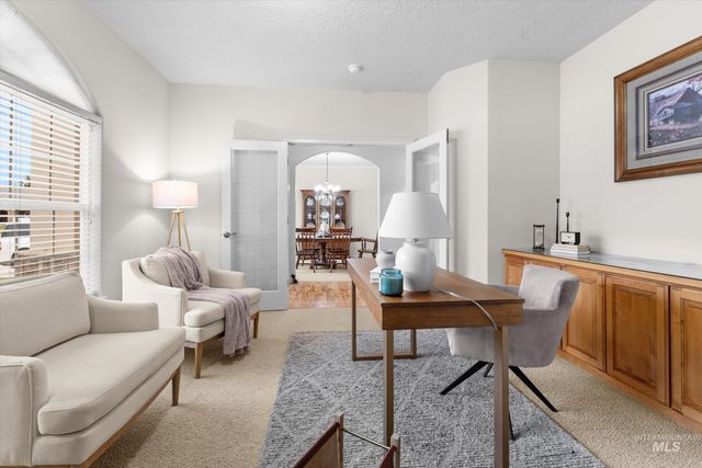 716 W Kodiak Drive, Meridian, ID 83642