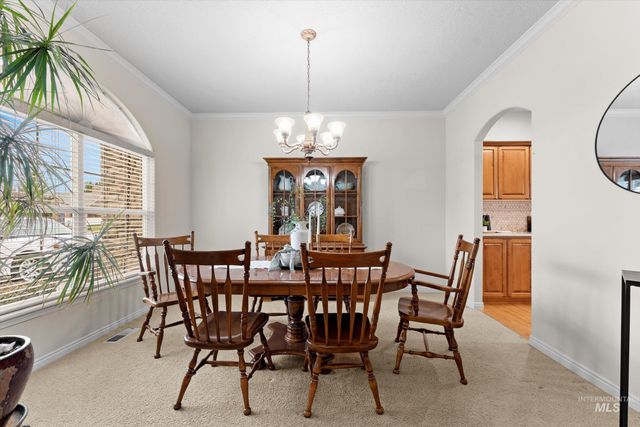 716 W Kodiak Drive, Meridian, ID 83642