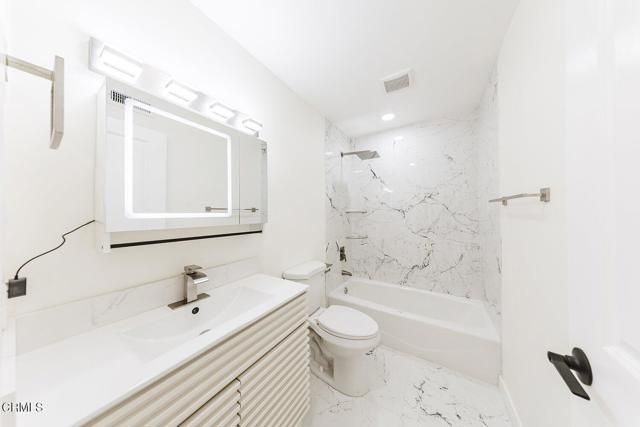 19314 Valerio Street, Reseda (los Angeles), CA 91335