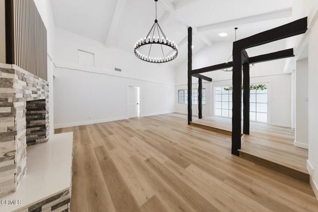 19314 Valerio Street, Reseda (los Angeles), CA 91335