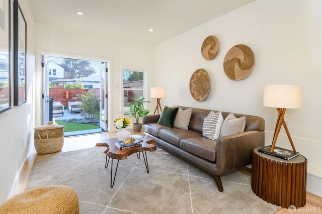 155 Flood Avenue, San Francisco, CA 94131