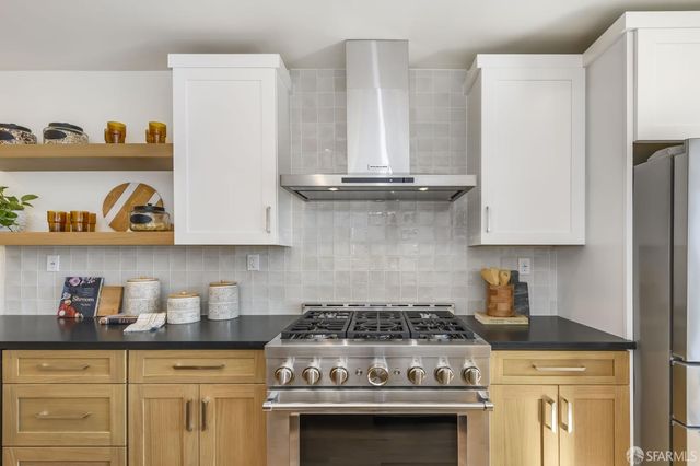 155 Flood Avenue, San Francisco, CA 94131