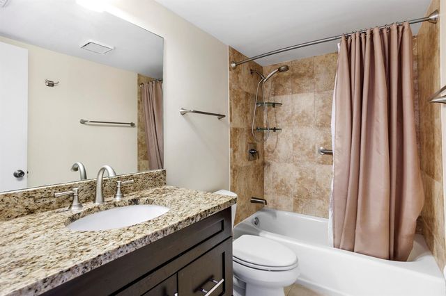 200 Ocean Trail Way 106, Jupiter, FL 33477