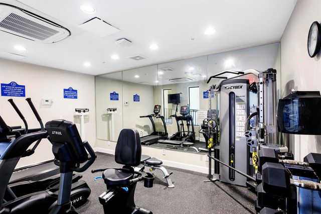 200 Ocean Trail Way 106, Jupiter, FL 33477