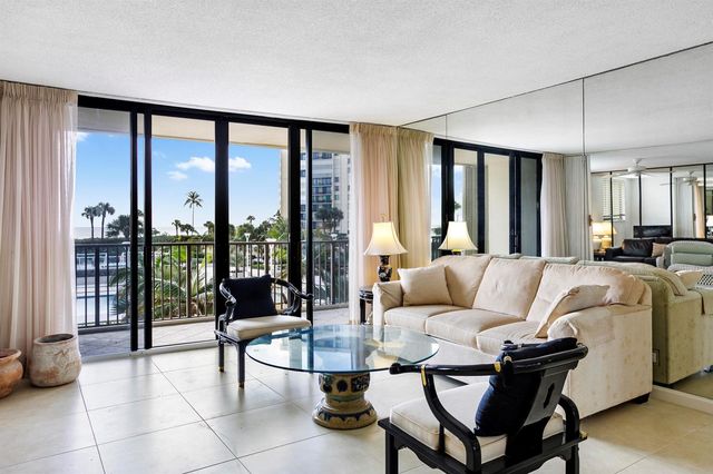 200 Ocean Trail Way 106, Jupiter, FL 33477