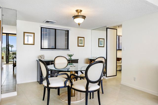200 Ocean Trail Way 106, Jupiter, FL 33477