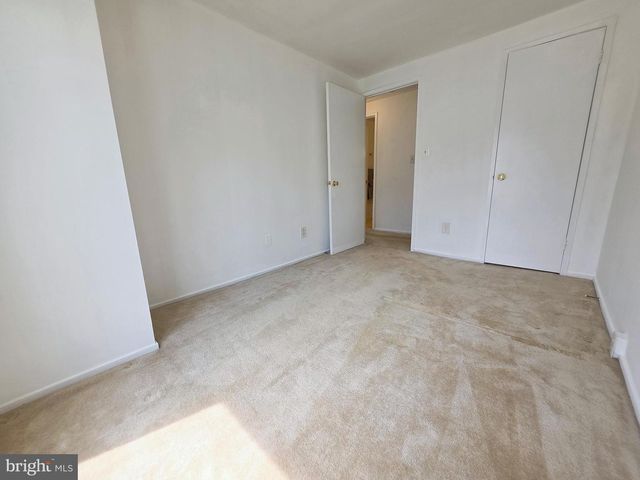 18621 NATHANS PL, Montgomery Village, MD 20886