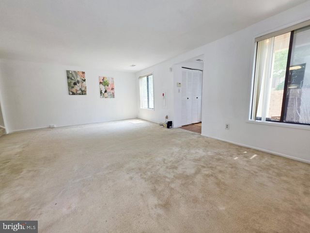 18621 NATHANS PL, Montgomery Village, MD 20886