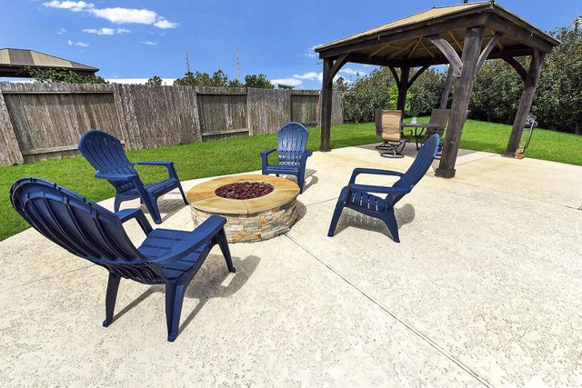 30222 Green Meadows Lane, Brookshire, TX 77423