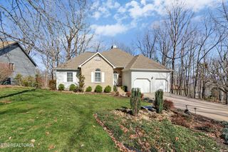 12 Killearn Court, Crossville, TN 38558