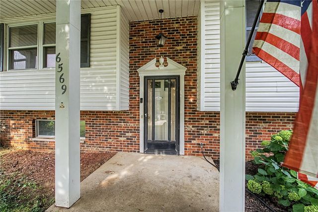 6569 Dawn Street, Franklin Twp, OH 45005