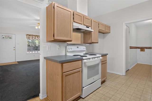 711 Plum Street, Joshua, TX 76058