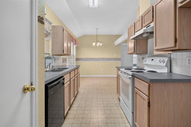 711 Plum Street, Joshua, TX 76058