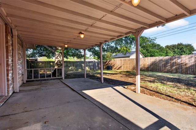 711 Plum Street, Joshua, TX 76058