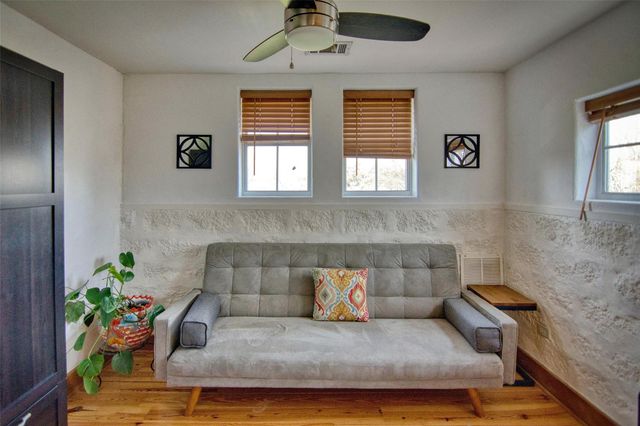701 CR 316, Llano, TX 78643