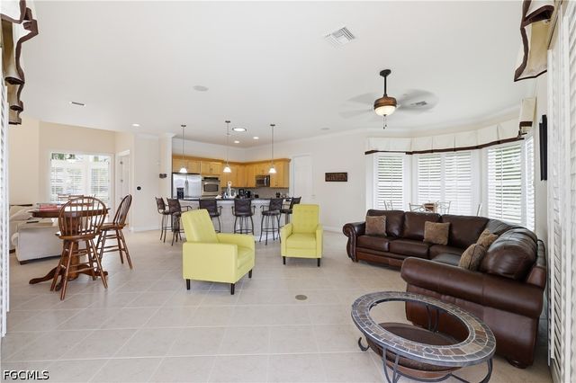 3622 Oasis BLVD, Cape Coral, FL 33914