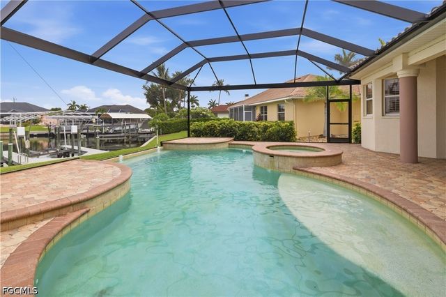 3622 Oasis BLVD, Cape Coral, FL 33914