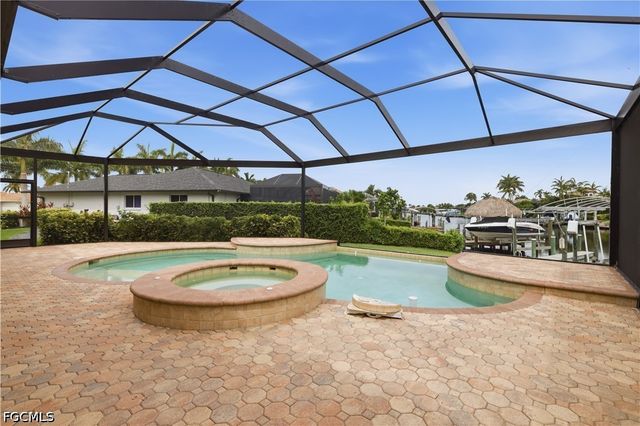 3622 Oasis BLVD, Cape Coral, FL 33914