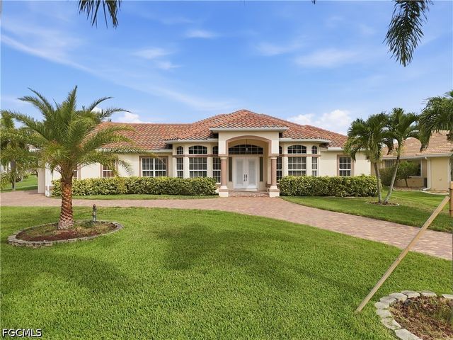 3622 Oasis BLVD, Cape Coral, FL 33914