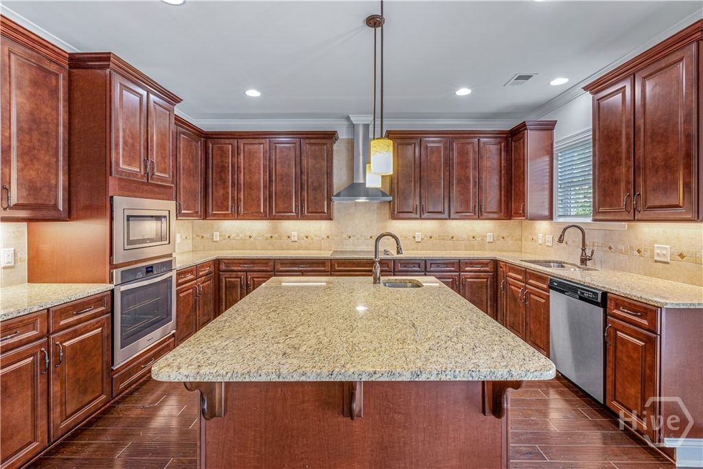 Image 17 of property listing at 502 Forest Lakes Drive, Pooler, GA 31322