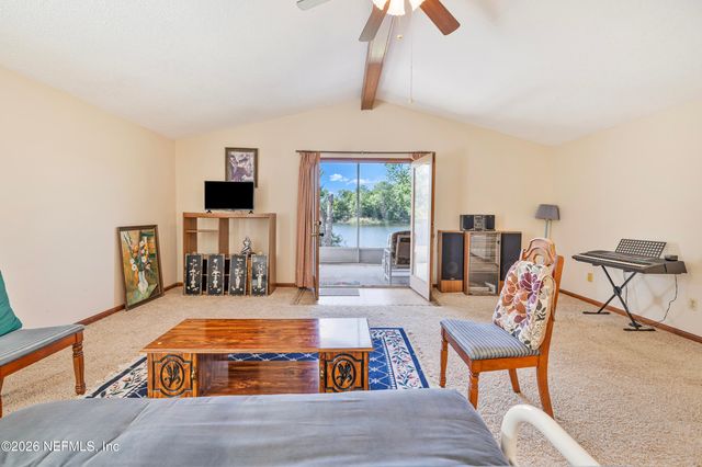 8270 WILSON Boulevard, Jacksonville, FL 32210