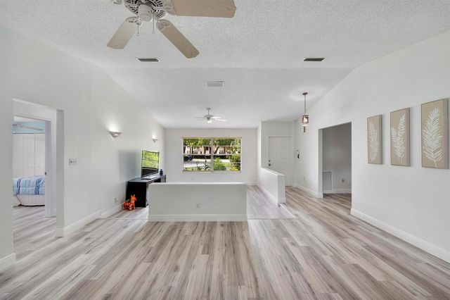 11454 NW 41st Street, Coral Springs, FL 33065