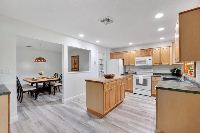11454 NW 41st Street, Coral Springs, FL 33065