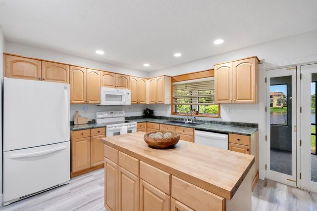 11454 NW 41st Street, Coral Springs, FL 33065