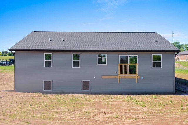 1845 SOUTHLAND LANE, New London, WI 54961