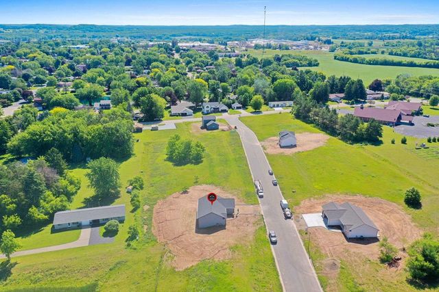 1845 SOUTHLAND LANE, New London, WI 54961