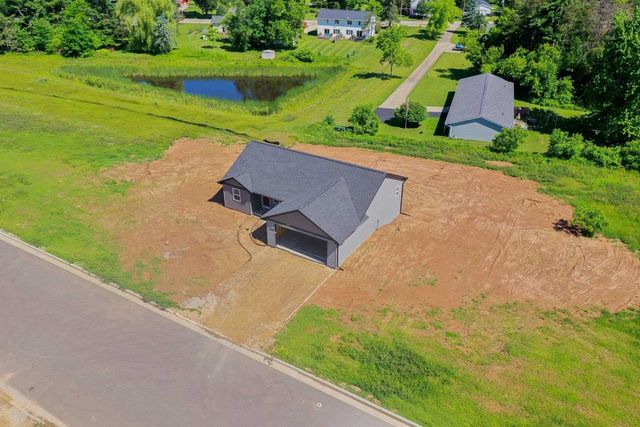 1845 SOUTHLAND LANE, New London, WI 54961