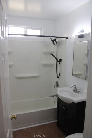 1810 W Houston, Fullerton, CA 92833