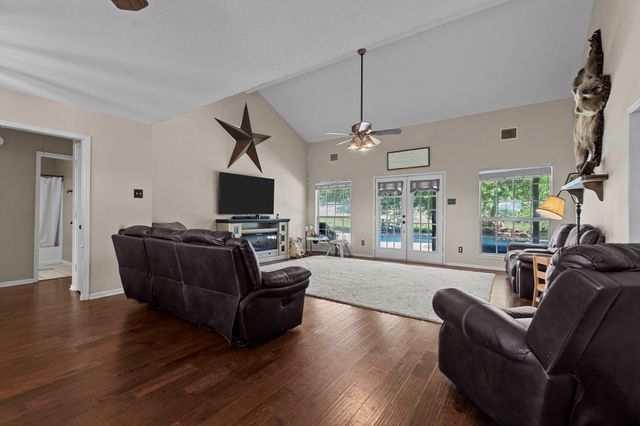 156 Private Road 3626, Springtown, TX 76082