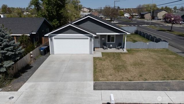 1004 W Virginia, Moses Lake, WA 98837
