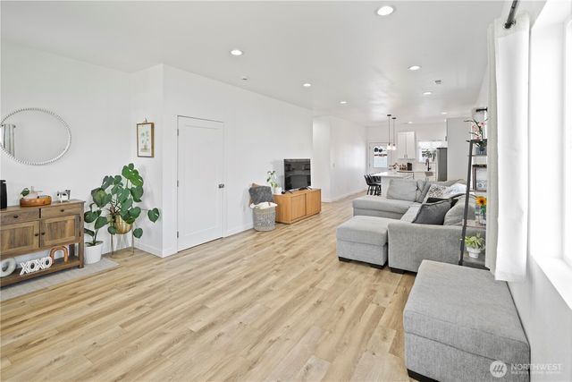 1004 W Virginia, Moses Lake, WA 98837