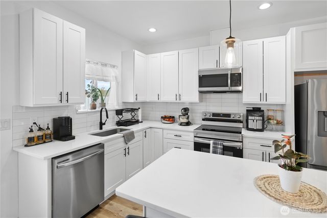 1004 W Virginia, Moses Lake, WA 98837