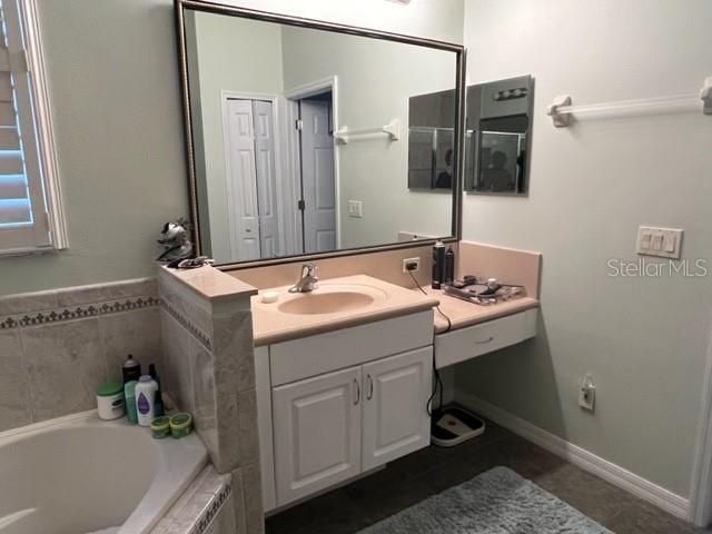 2427 CALEDONIAN STREET, Clermont, FL 34711